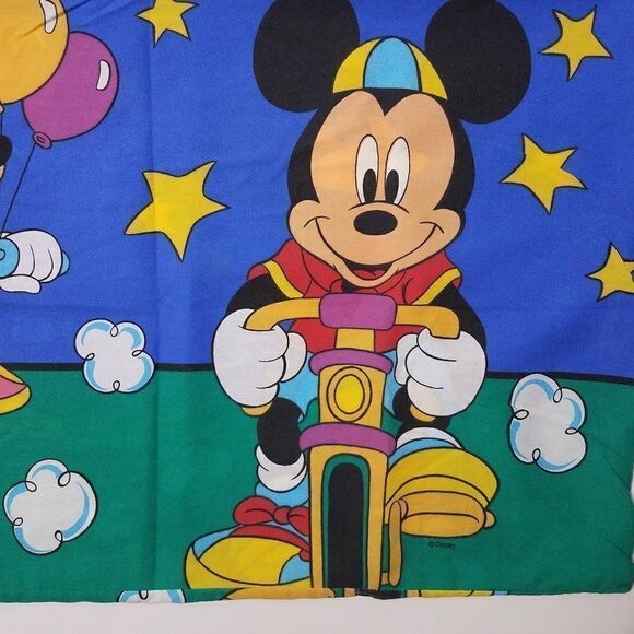 Disney Mickey & Minnie Mouse Vintage Riding Bikes Pillowcase Double Sided Stars - Picture 4 of 9